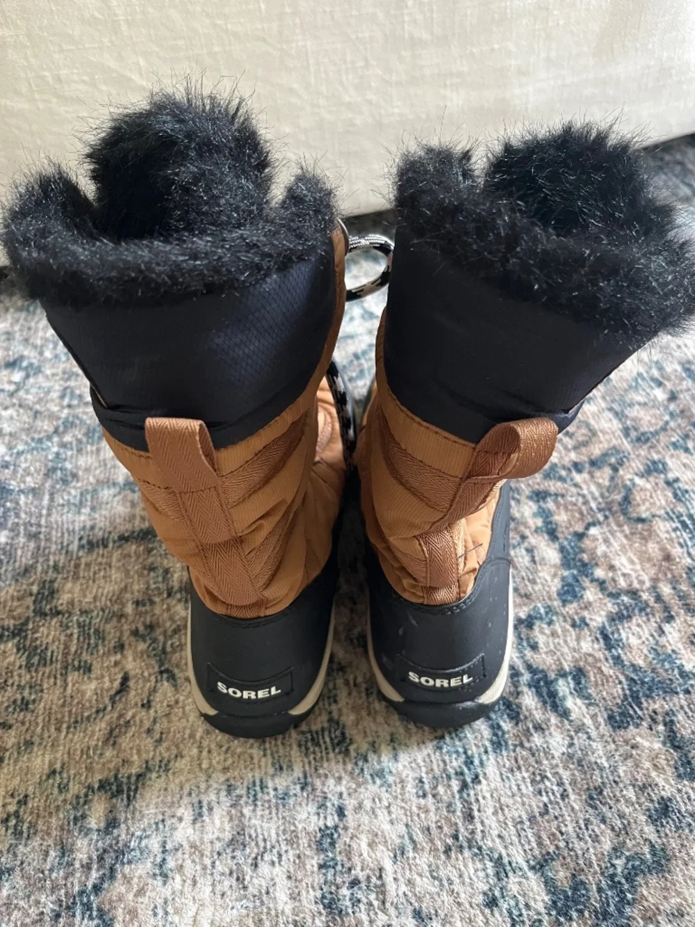 Sorel sore whitney